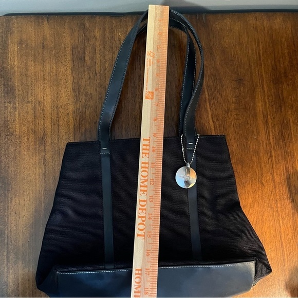 Nine West purse, handbag or shouldered bag. black and nice thick woven material. - Picture 15 of 16